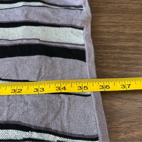 NWT Bebe Striped V-Neck Dress in Black and White XS - Picture 13 of 13